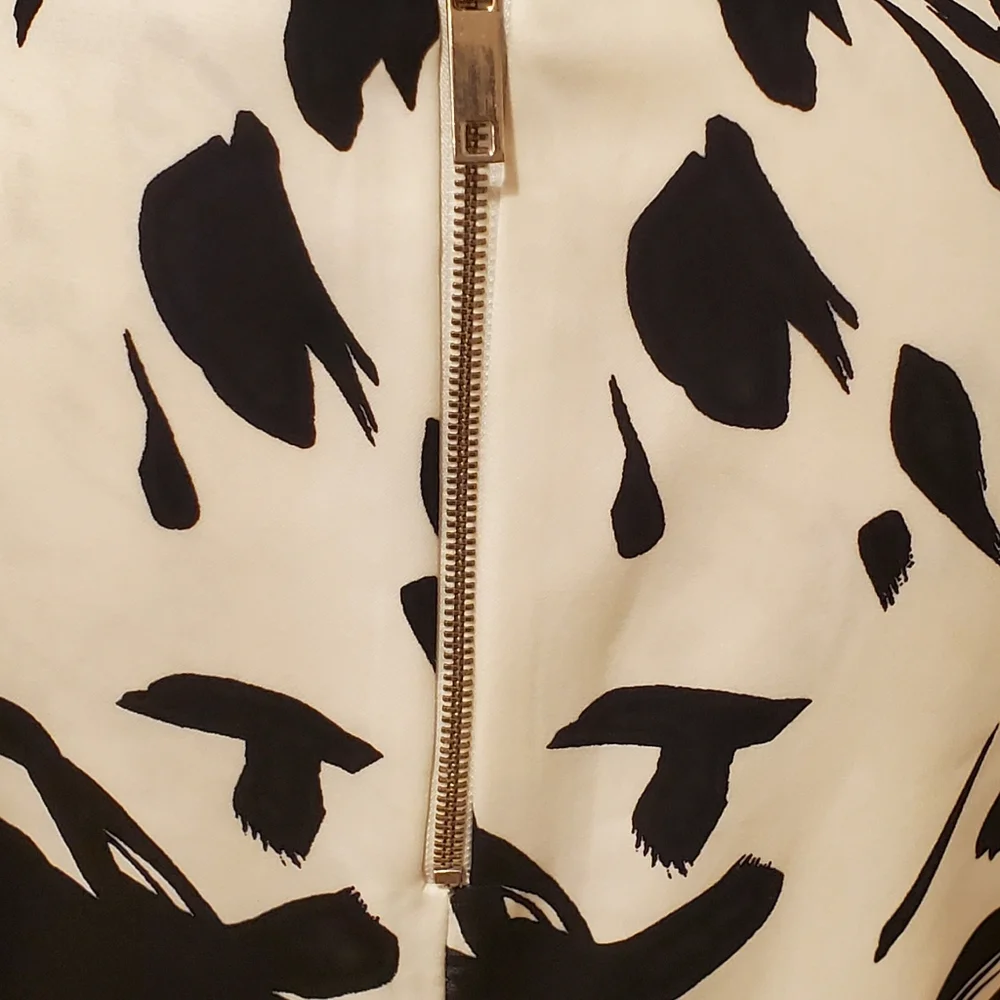 Philosophy Women Abstract, Short Sleeve Black And White  Print, Size S. - Picture 2 of 7
